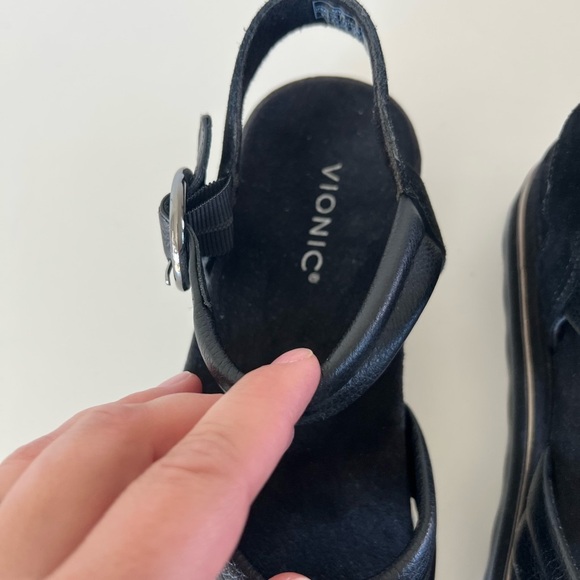 Vionic Reyna Black Platform Ankle Stap Sandals Size 9 - Picture 4 of 12